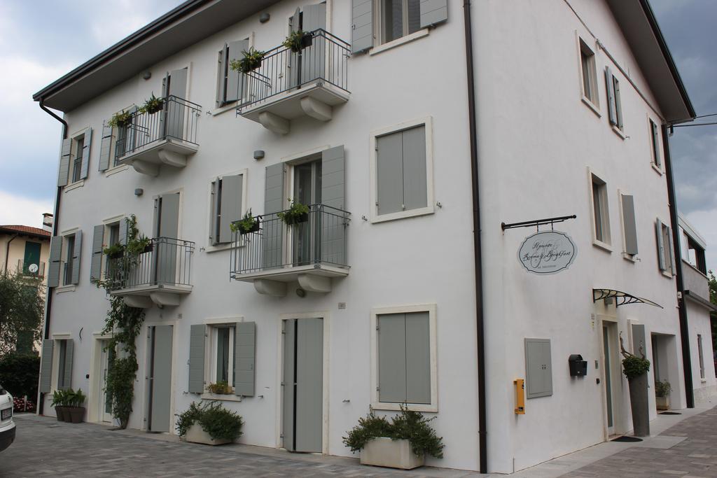 Punto 41 Hotel Peschiera del Garda Kültér fotó